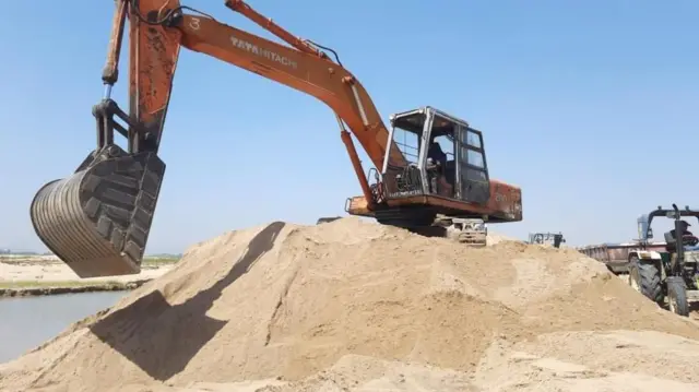 వెంకటరెడ్డి, గనుల శాఖ, ఇసుక దోపిడి, అక్రమాలు, ఇసుక పాలసీ, ఆంధ్రప్రదేశ్, వైసీపీ, జగన్మోహన్ రెడ్డి