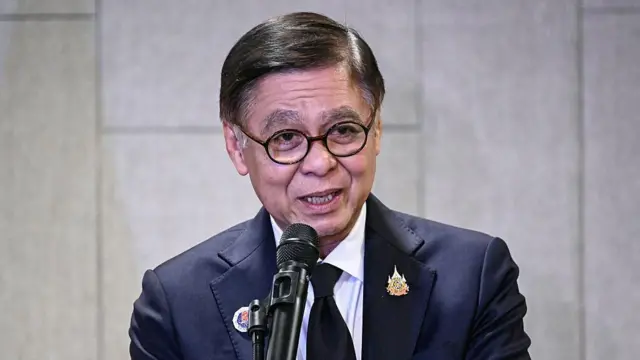 Bộ trưởng Ngoại giao Thái Lan Sihasak Phuangketkeow