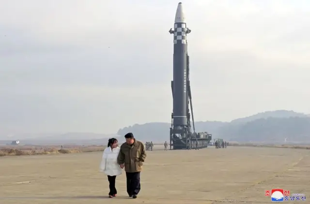 Ông Kim Jong-un và con gái
