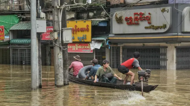 စက်တင်ဘာလကုန်နဲ့ အောက်တိုဘာလတွေဟာ ပဲခူးမြို့နှစ်စဥ်ပုံမှန် ရေကြီး