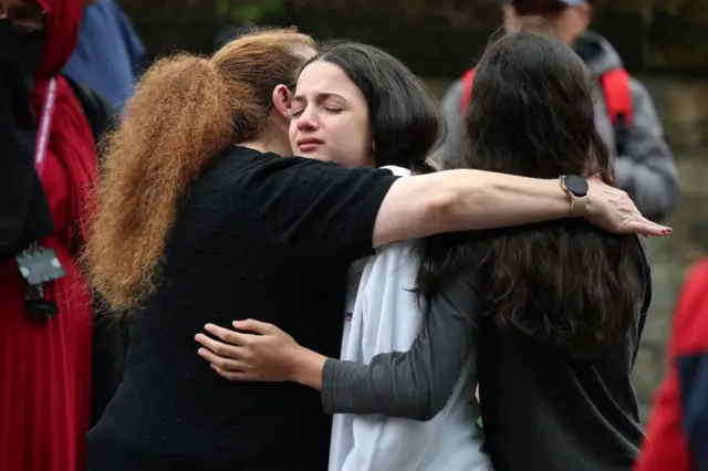 napad kod sinagoge u mančesteru, napad u mančesteru