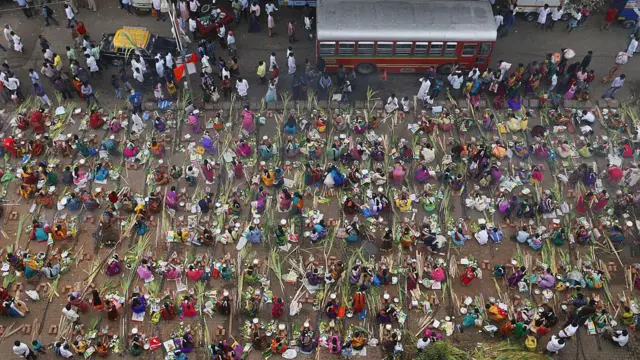 மகாராஷ்டிரா, தமிழ்நாடு, தமிழ், மராத்தி, இந்தி, சிவசேனா, தமிழர்கள், மதராஸி 