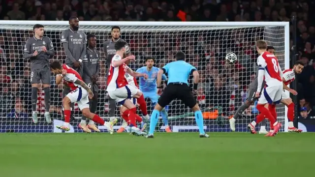 Declan Rice atera 'coup franc' y'igitego cya kabiri