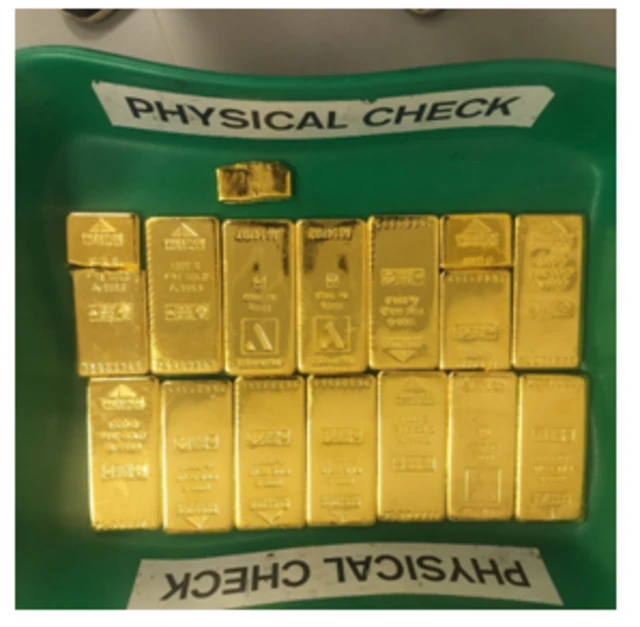 डीआरआई ने रान्या से बरामद हुए सोने की ये तस्वीर जारी की