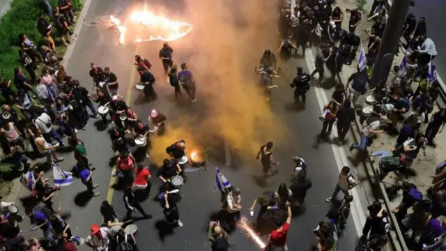 इस्रायल प्रोटेस्ट