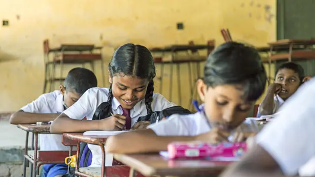 கல்வி உரிமைச் சட்டம் ஏழை குழந்தைகளுக்கு எட்டாக்கனி ஆகிறதா?