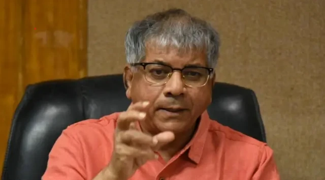 वंचित बहुजन अघाड़ी के अध्यक्ष प्रकाश आंबेडकर