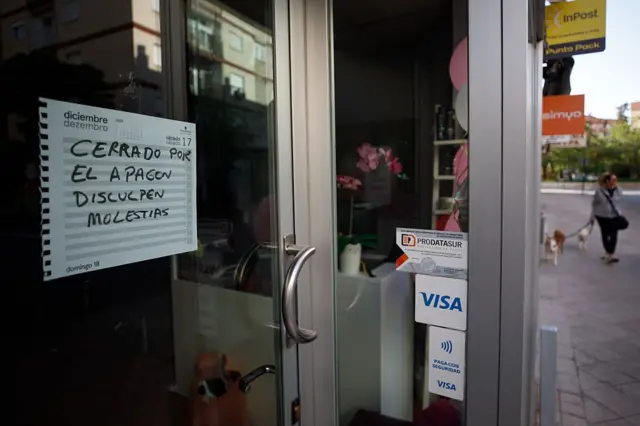 Comercio cerrado