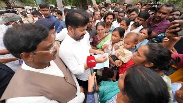 ముఖ్యమంత్రి రేవంత్‌రెడ్డి