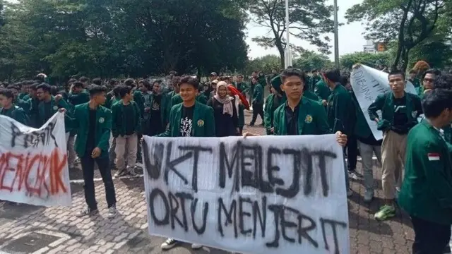UKT, protes