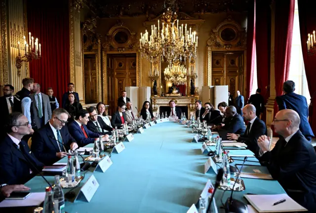 Marko Rubio sa evropskim liderima u Parizu