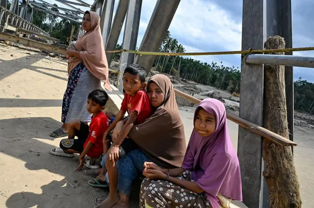 perda syariah, qanun jinayah, aceh, revisi