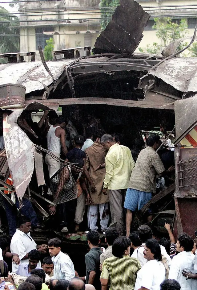 मुंबई ट्रेन ब्लास्ट