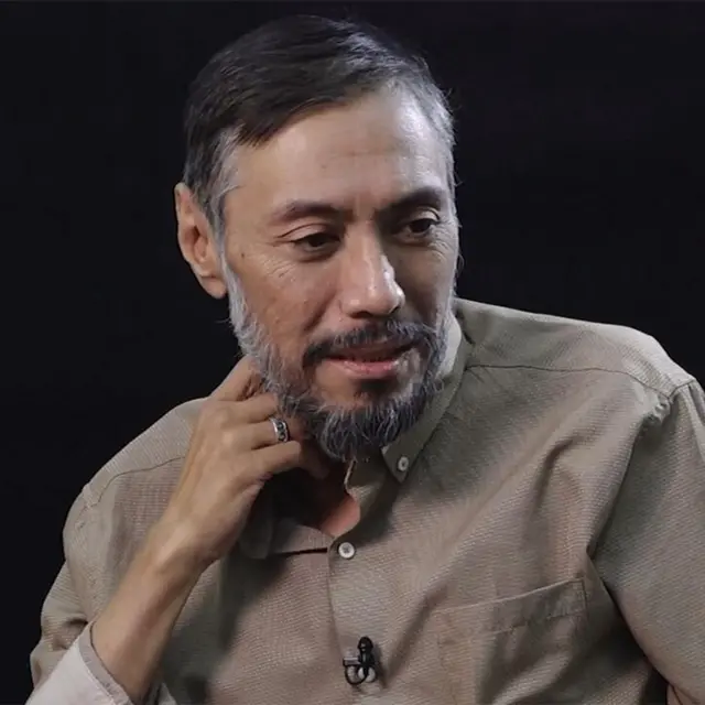 Актёр Азиз Мурадилаевдин операциясы үчүн Садыр Жапаров 42миң доллар берди 