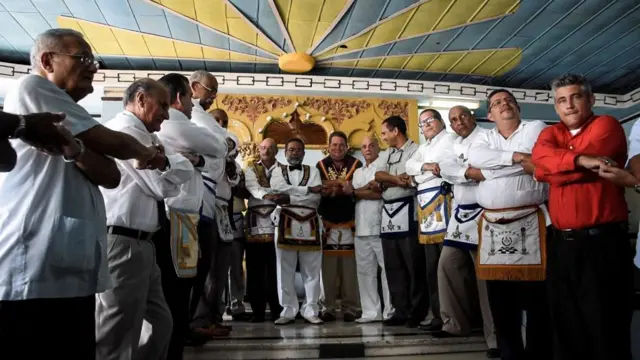 Masones en una logia de Cuba.