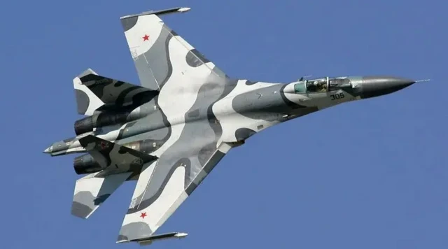 Sukhoi Su-27 Flanker
