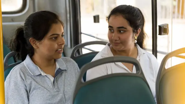 బస్సులో ప్రయాణం