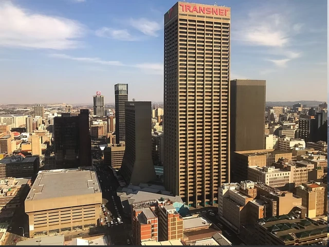 Giddu-gala Kaarlitoon Afrikaa Kibbatti argamu