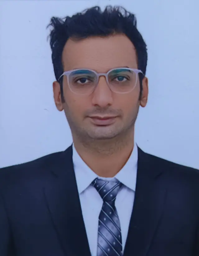 બીબીસી ગુજરાતી, ગુજરાત, એમબીએ, અમદાવાદ, દીપેશ કેવલાણી, અભ્યાસ, આઇઆઇએમ