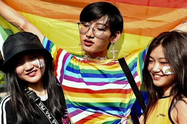 समलैंगिक 