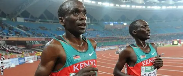 Kipchoge ya yi fice bayan kasancewa namijin farko da ya kamala gudun fafaliki a kasa da sa’o’I biyu a gasar da aka gudanar a Vienna a shekara ta 2019. 
