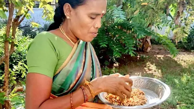 Rani na hada abinci da neman bera