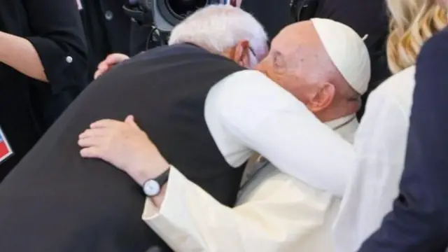 વડા પ્રધાન નરેન્દ્ર મોદી અને પોપ ફ્રાંસિસ