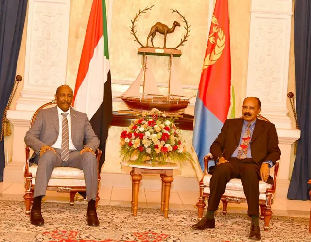 ጀነራል ዓብደልፋታሕ ኣልቡርሃን ምስ ፕረዚደንት ኢሳይያስ ኣፈወርቂ