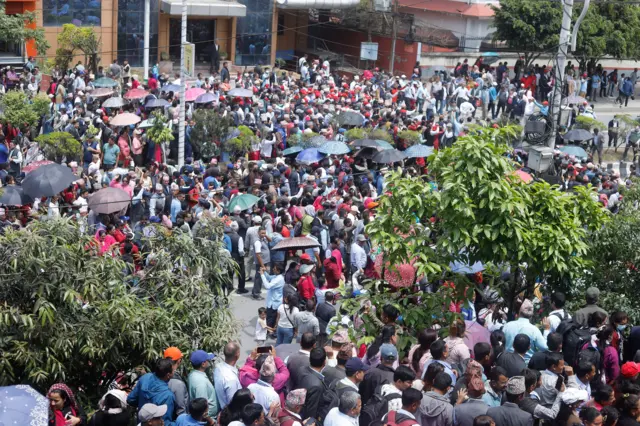 शिक्षा ऐन माग गर्दै कठमाण्डूमा भएको शिक्षकहरूको प्रदर्शन