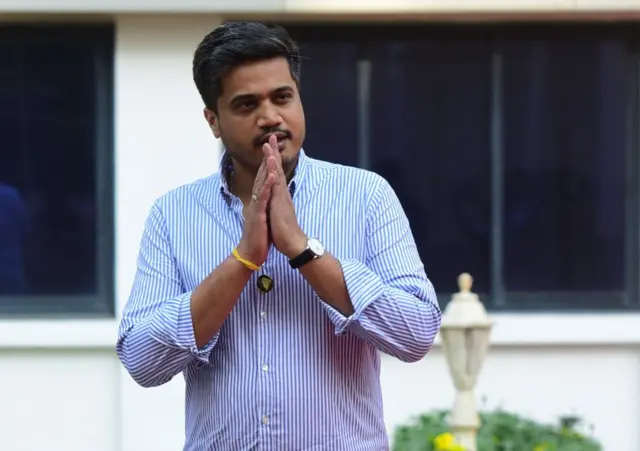 विधिमंडळात राष्ट्रवादी काँग्रेस शरद पवार गटाचे आमदार रोहीत पवार यांनी माध्यमांशी बोलताना यावर प्रतिक्रिया दिली. 