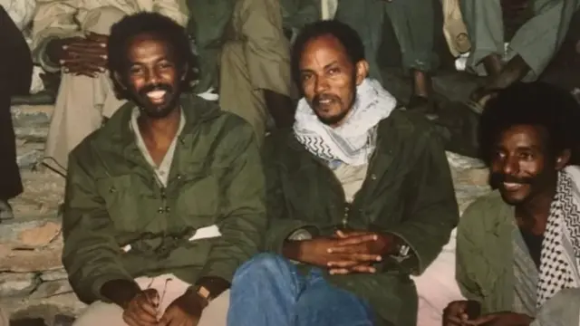 ጀነራል ስብሓት ኤፍረም ምስ ላዕለዎት ኣዘዝቲ