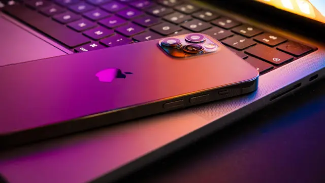 iPhone