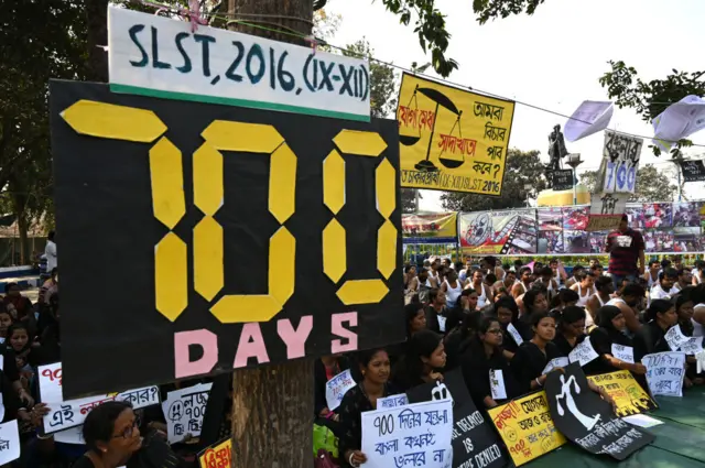 স্কুল শিক্ষক নিয়োগ দুর্নীতি নিয়ে সাতশো দিনের বেশি অবস্থানের মধ্যেই নতুন দুর্নীতির অভিযোগ