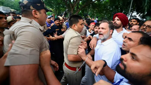 राहुल गांधी