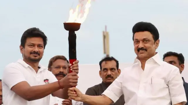 Porno kasting uchun turmushga chiqqan ayollar Nina Mercedes porno film