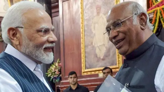 காங்கிரஸ், பா.ஜ.க, நரேந்திர மோதி, மல்லிகார்ஜுன கார்கே, இந்தியா