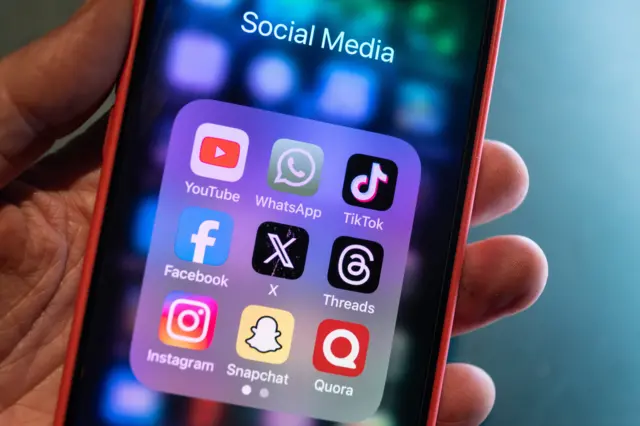 ማሕበራዊ ሚድያ