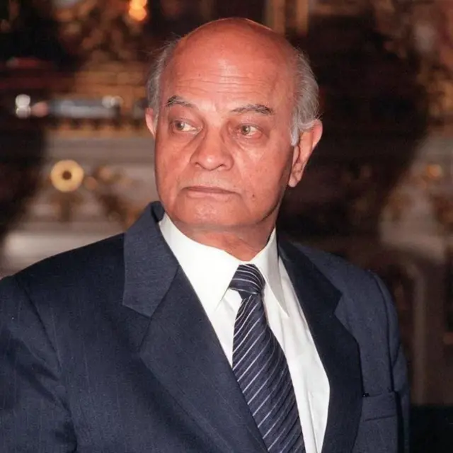 వాజ్‌పేయి, ఇరాక్, అమెరికా, పాకిస్తాన్, చైనా