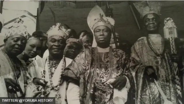 Asanike ati Oba Adeniji Adele ti ilu Eko, ati Alake ti Ẹ̀gba,ati Ọ̀ba Ademolalọ̀dun 1950