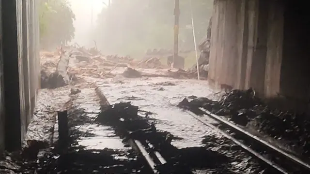 అరకు, విశాఖపట్నం, రైల్వే ట్రాక్