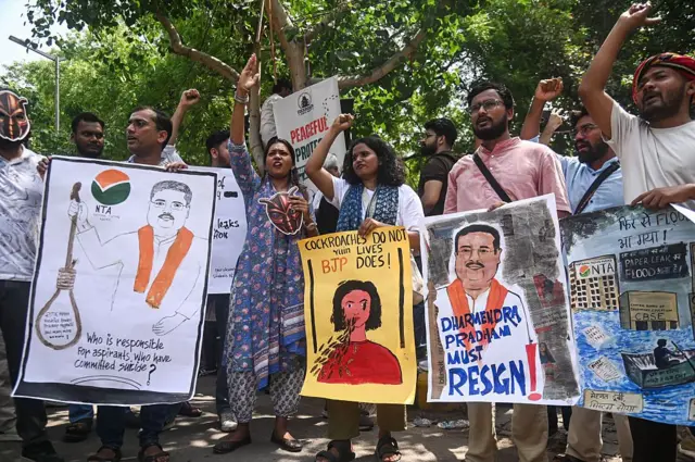 कॉकरोच जनता पार्टी