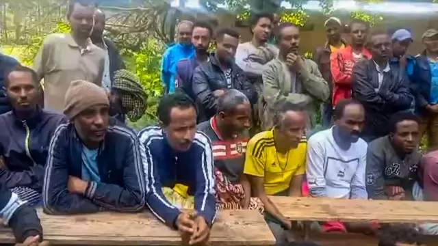 የተገደሉት ሰዎች በታጣቂዎቹ ቁጥጥር ስር ሆነው ከተቀረጸ ቪዲዮ ላይ የተወሰደ