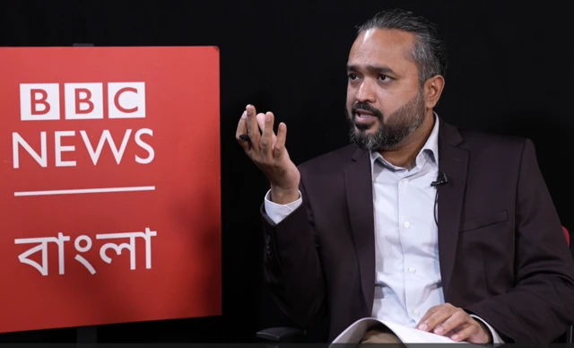 Uni birdaniga ikki kishi sevadi (porno)