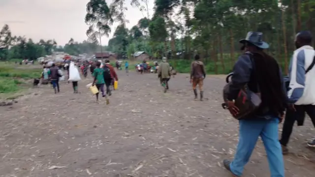 Abantu ibihumbi bivuga ko bahunze imirwano yo kuwa gatatu no kuwa kane i Kitchanga n'inkengero zaho