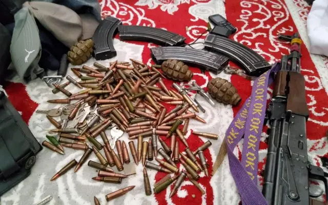 Poolisiin mana jireenyaa 'shiftoota' kanaatii qawwee, bombii fa'i argatuu hime