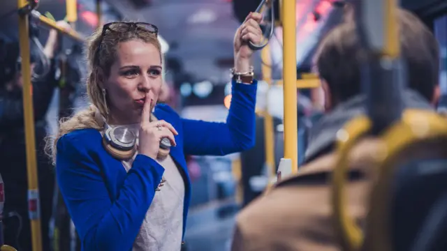 акустичне насилля