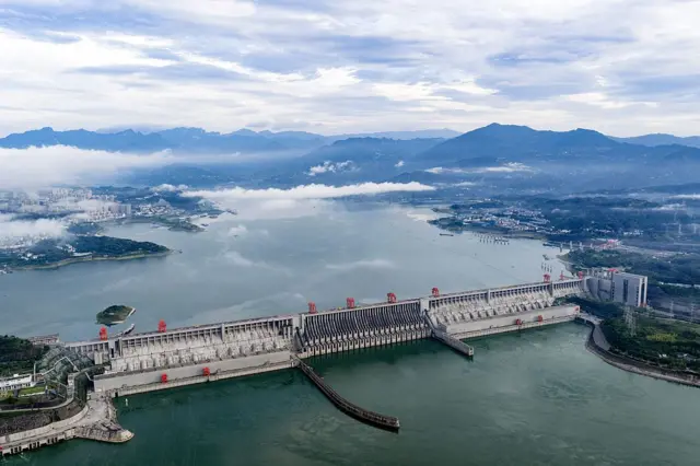 Hidha guddicha addunyaa kanaa Chaayinaatti argamu-Three Gorges jedhamu
