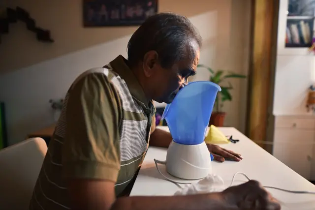 ශ්‍රී ලංකාව වැනි ඝර්ම කලාපීය රටවල වර්ෂා කාලවලදී ඉන්ෆ්ලුවෙන්සා රෝගය වැඩි විය හැකි අතර, වැඩි රෝගීන් සංඛ්‍යාවක් ඇති විට ප්‍රධාන උච්ච අවස්ථා දෙකක් ඇති බව ය. එම උච්ච අවස්ථා දෙක වන්නේ, මැයි මස සිට ජූලි මස දක්වා සහ නොවැම්බර් මස සිට ජනවාරි මස දක්වා ය.