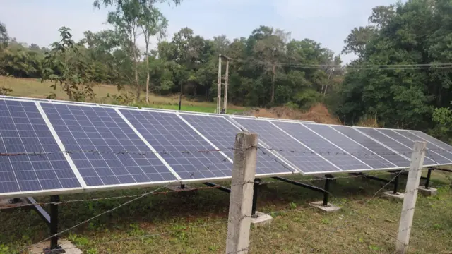 ગુજરાત: ખેડૂત સોલાર સિસ્ટમ પિયત સુવિધાથી સ્થળાંતર બીબીસી સમાચાર ગુજરાતી