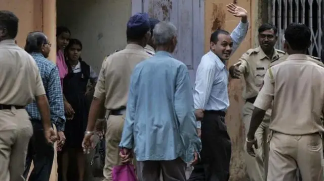 রাধেশ্যাম শাহ যিনি মুক্তির জন্য আবেদন করেছিলেন।